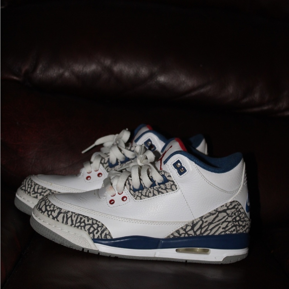 True Blue 3s size 4.5Y